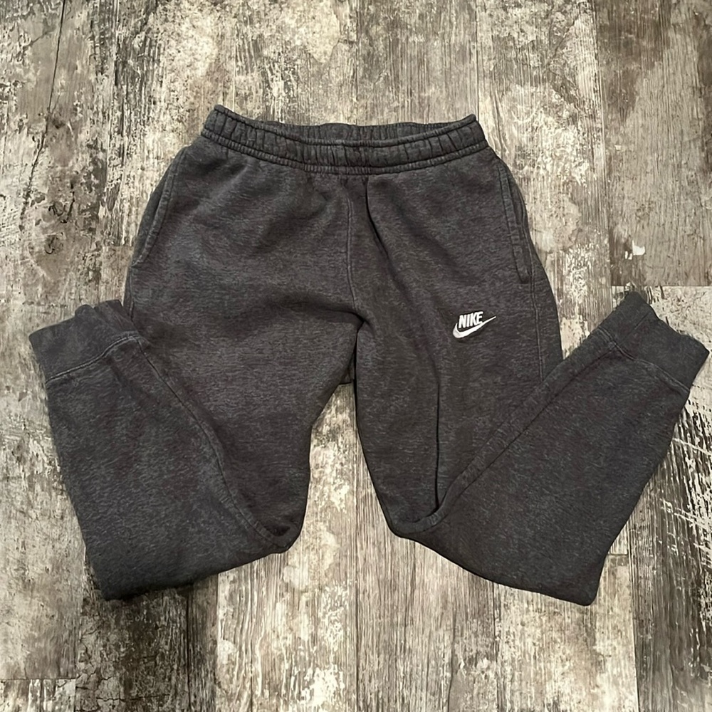 Small Grey Nike Cuffed Sweatpants